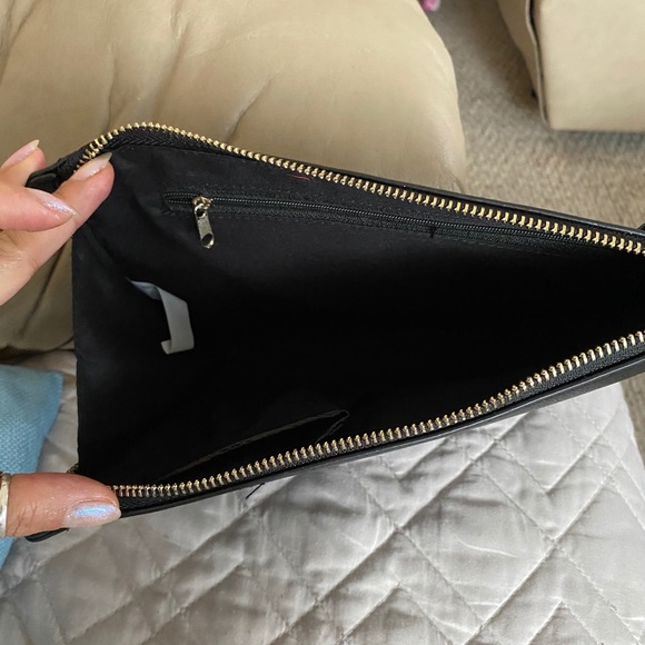 Clutch/purse - Picture 2 of 3